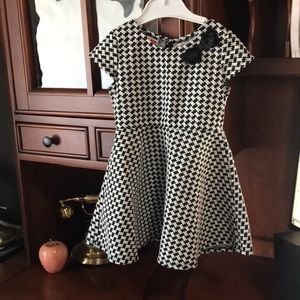 3T houndstooth dress
